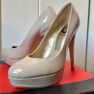 G by GUESS Women's Nude/Cream Platform Heels